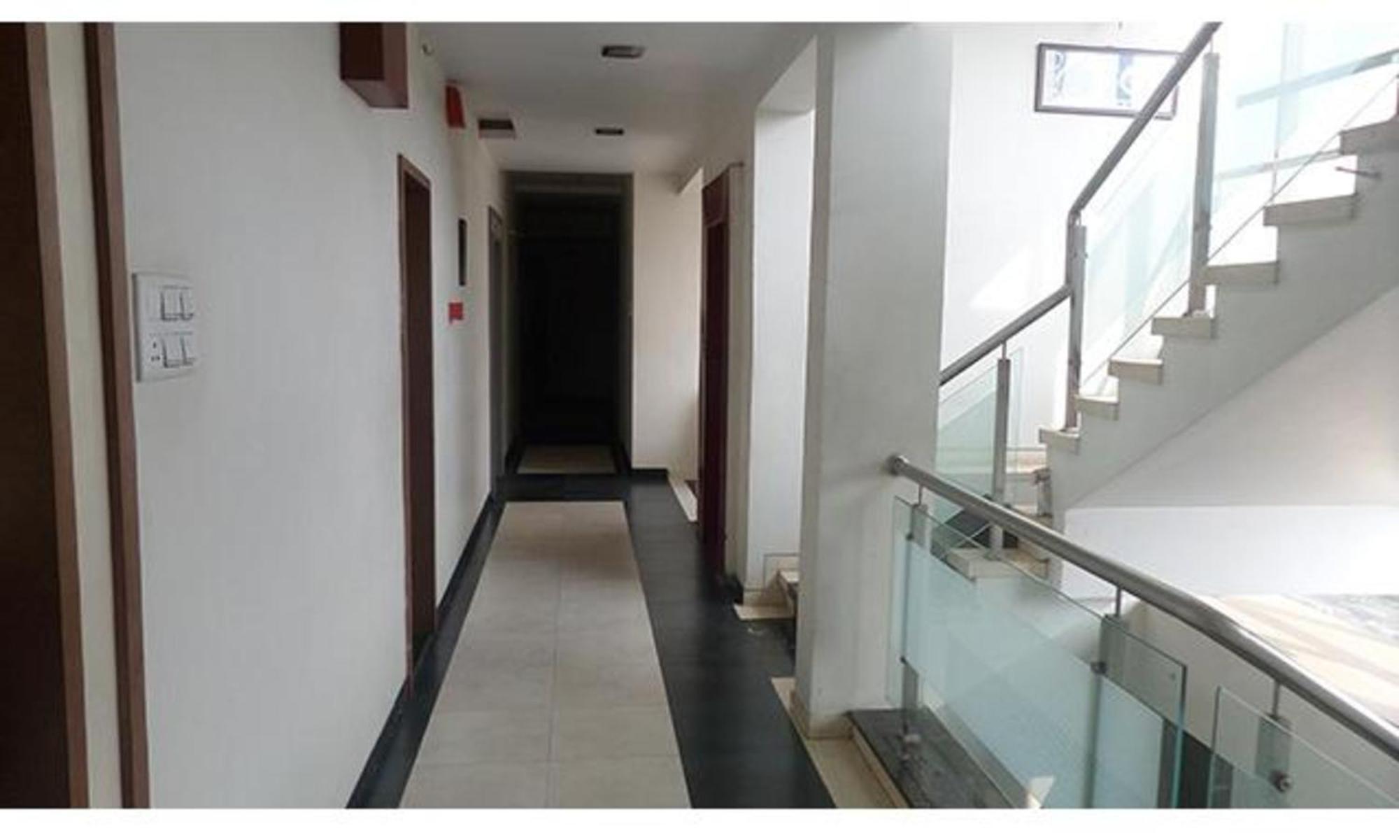Fabhotel Skylark Inn Нашик Екстер'єр фото