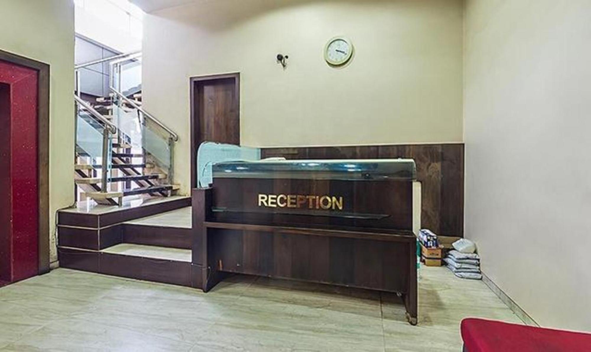 Fabhotel Skylark Inn Нашик Екстер'єр фото