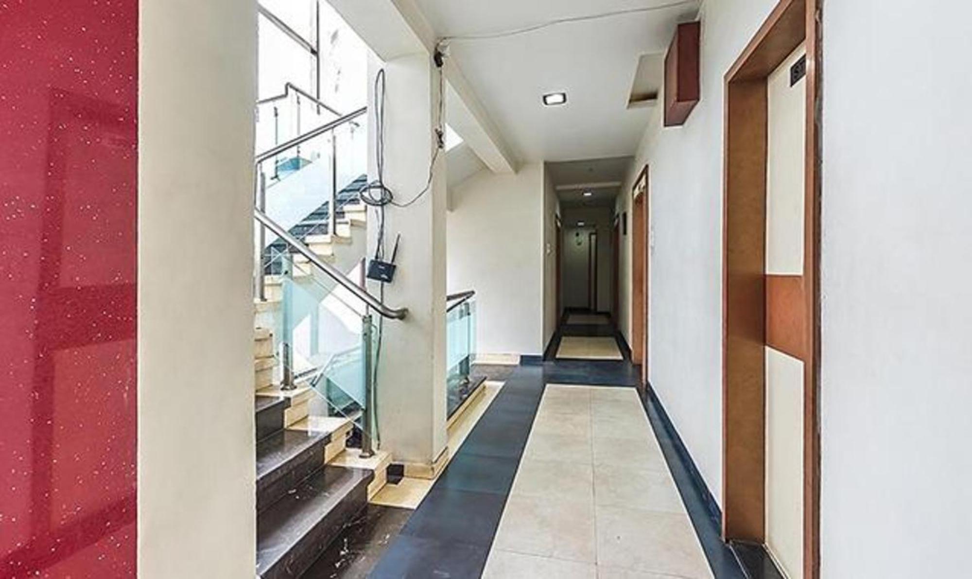 Fabhotel Skylark Inn Нашик Екстер'єр фото